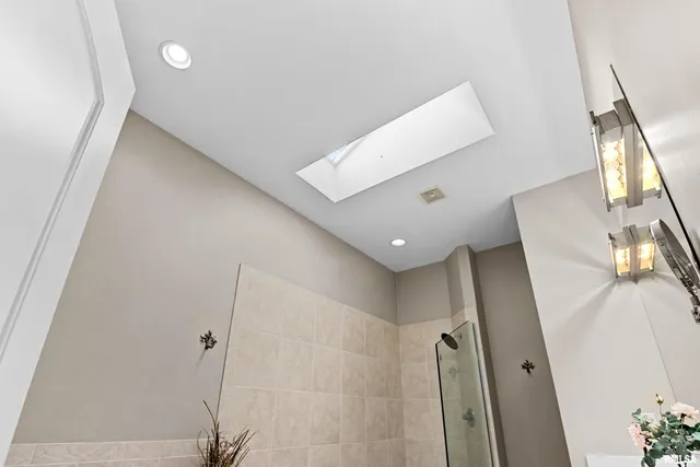 $425,000 | 5606 West Grande Circle, Peoria, IL 61615