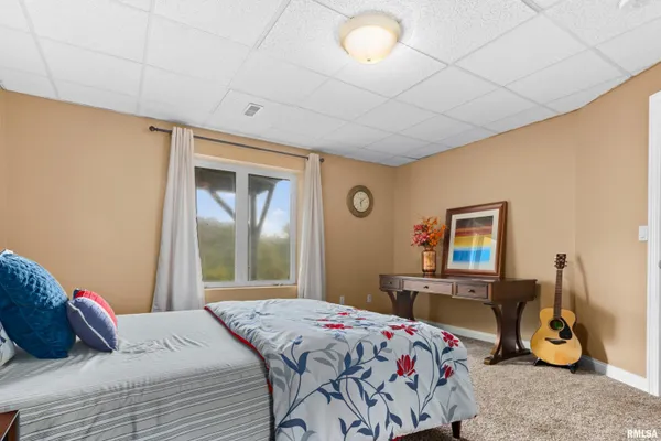 $415,000 | 5606 West Grande Circle, Peoria, IL 61615