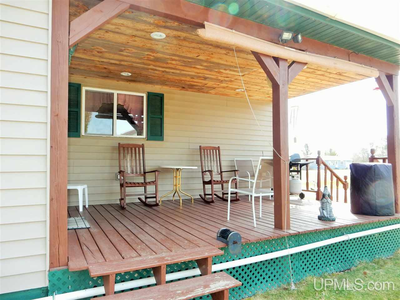 6563 .25 Road Garden, MI 49835 - Photo 3 of 30