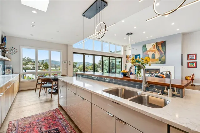 $8,999,000 | 20 Lagoon Road, Belvedere, CA 94920