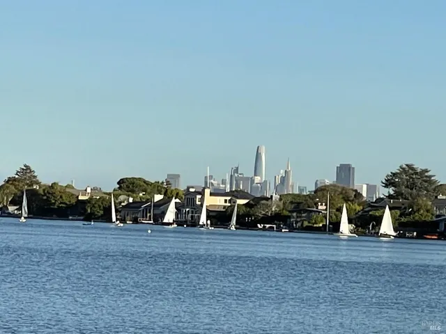 $8,999,000 | 20 Lagoon Road, Belvedere, CA 94920