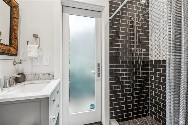 $8,999,000 | 20 Lagoon Road, Belvedere, CA 94920