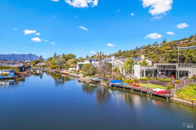 $8,999,000 | 20 Lagoon Road, Belvedere, CA 94920