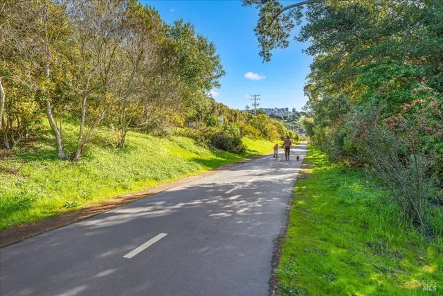 $8,999,000 | 20 Lagoon Road, Belvedere, CA 94920