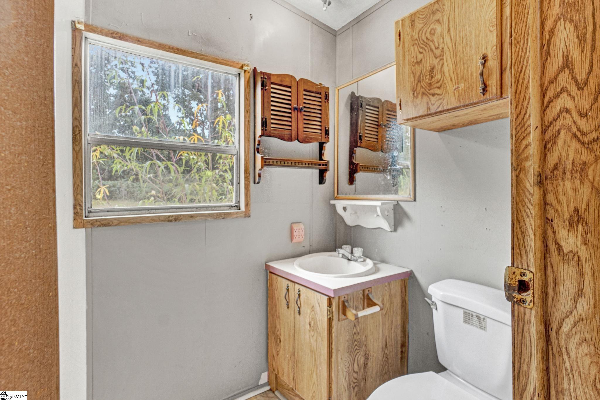 3865 A B Jacks Road Laurens, SC 29360 - Photo 37 of 40