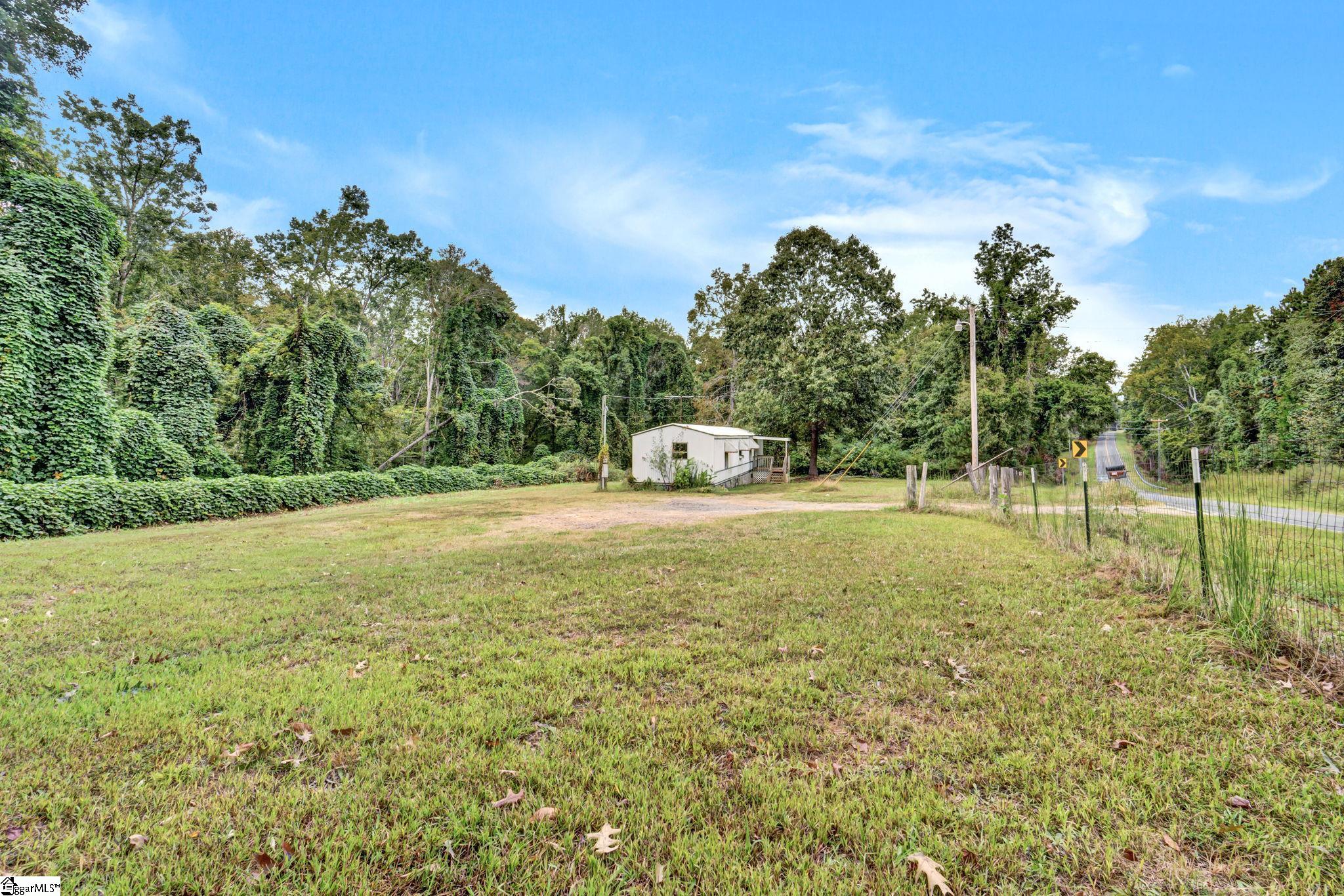 3865 A B Jacks Road Laurens, SC 29360 - Photo 6 of 40