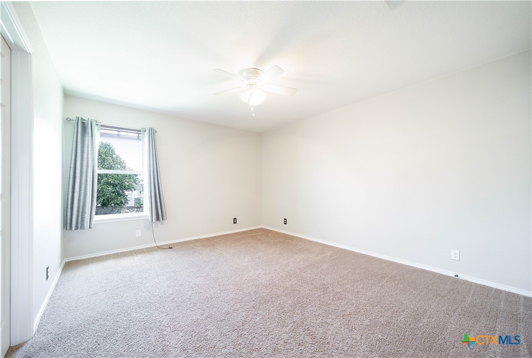 232 Pevero Cibolo, TX 78108 - Photo 22 of 42 an empty room with windows