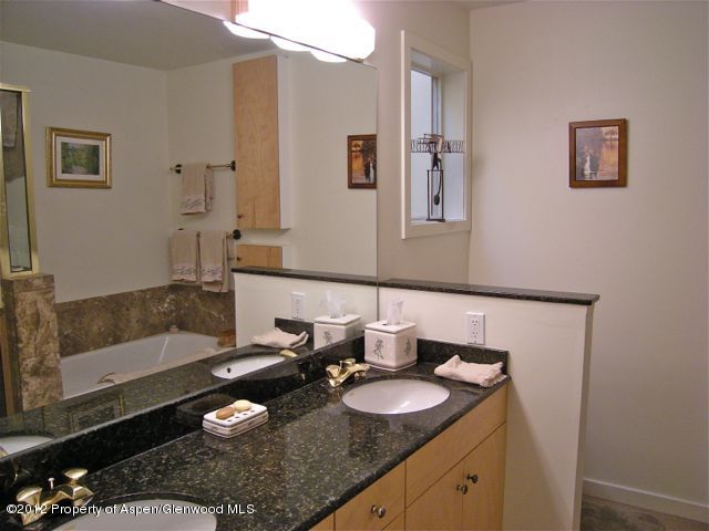 372 Meadow Ranch Road Snowmass Village, CO 81615 - Photo 12 of 16 Master Bath