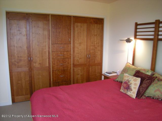 372 Meadow Ranch Road Snowmass Village, CO 81615 - Photo 8 of 16 Master with Custom Cabinetry