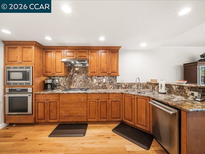 465 South Clovercrest Lane San Ramon, CA 94582 - Photo 14 of 43 Gallery Image 14