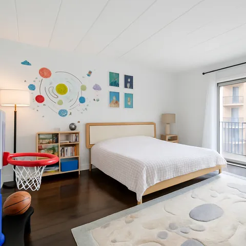 $342,500 | 905 Center Street, Unit 208, Des Plaines, IL 60016