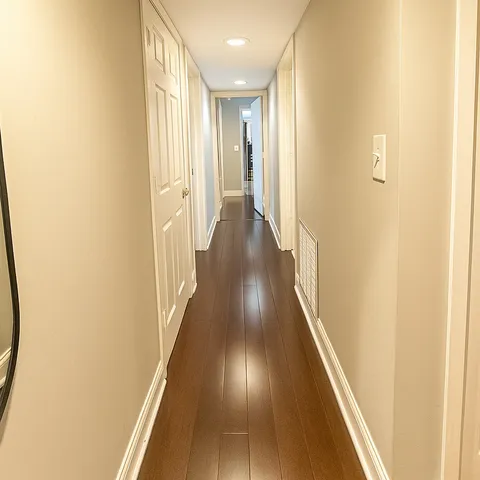 $342,500 | 905 Center Street, Unit 208, Des Plaines, IL 60016