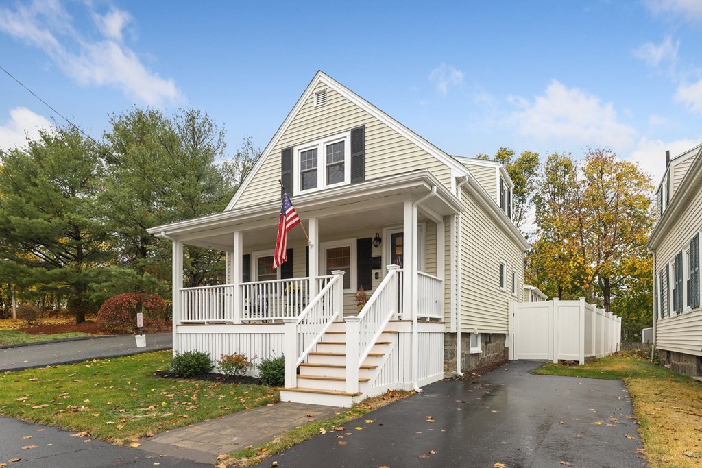 19 Watson Road Quincy, MA 02169 - Photo 3 of 26 Gallery Image 3