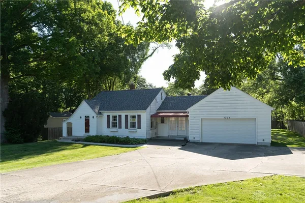 $1,800 | 1328 Hanes Road, Beavercreek, OH 45434