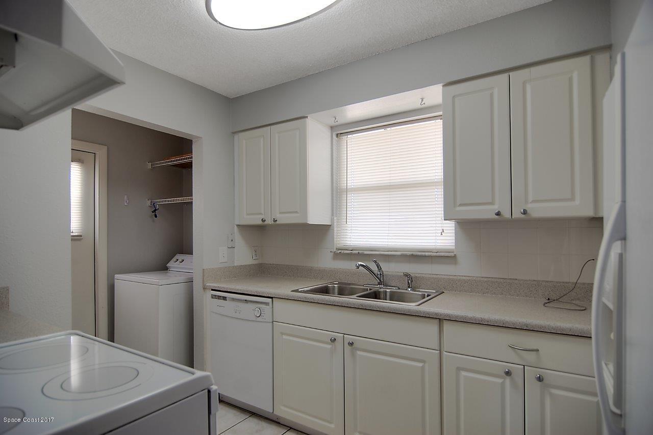 2584 Locksley Road Melbourne, FL 32935 - Photo 5 of 16 kitchen 1