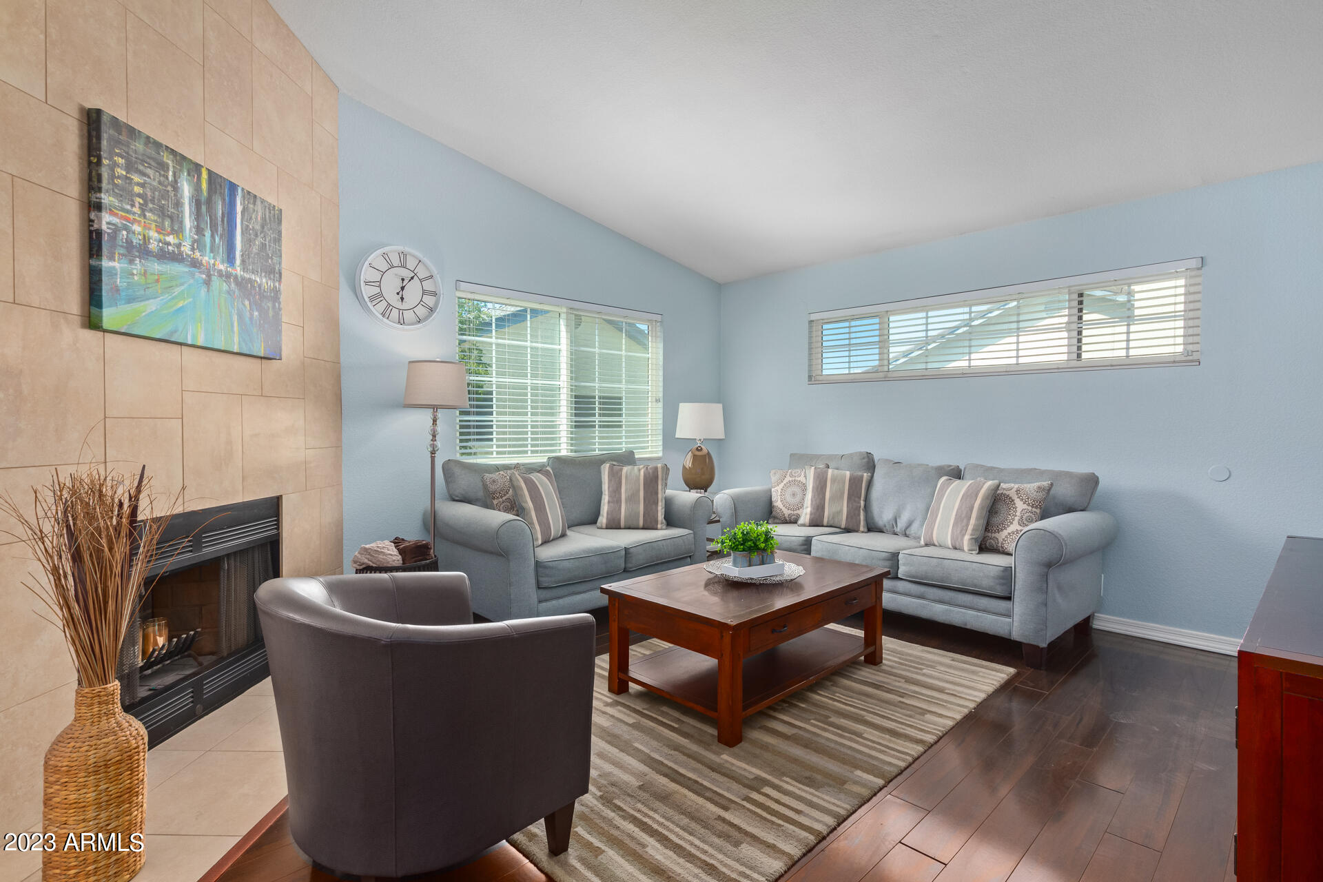 1222 West Baseline Road, Unit 269 Tempe, AZ 85283 - Photo 4 of 26 0004-04-1222 W Baseline 269 - Living Roo