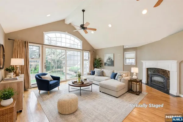 $725,000 | 520 Hamilton Avenue, Hasbrouck Heights, NJ 07604