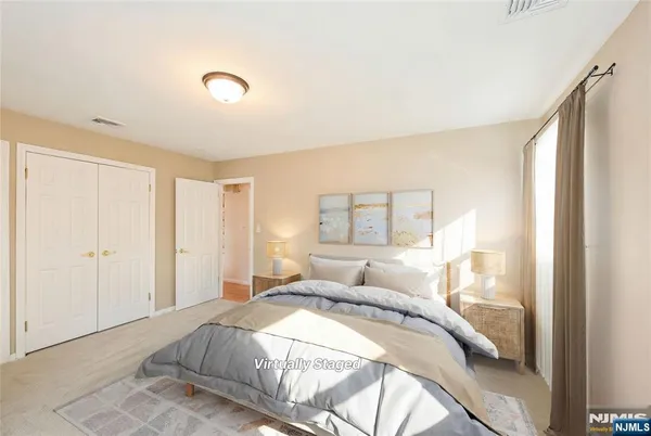 $725,000 | 520 Hamilton Avenue, Hasbrouck Heights, NJ 07604