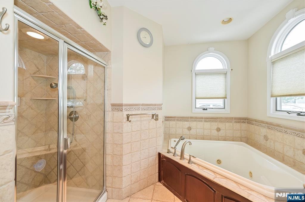 520 Hamilton Avenue Hasbrouck Heights, NJ 07604 - Photo 24 of 42