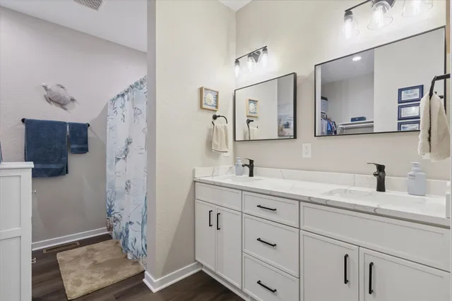 $379,900 | 3811 Tanglewood Place, Janesville, WI 53546