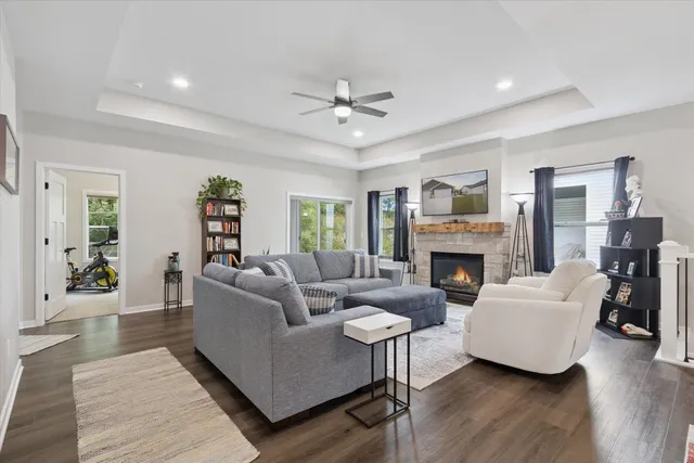 $379,900 | 3811 Tanglewood Place, Janesville, WI 53546