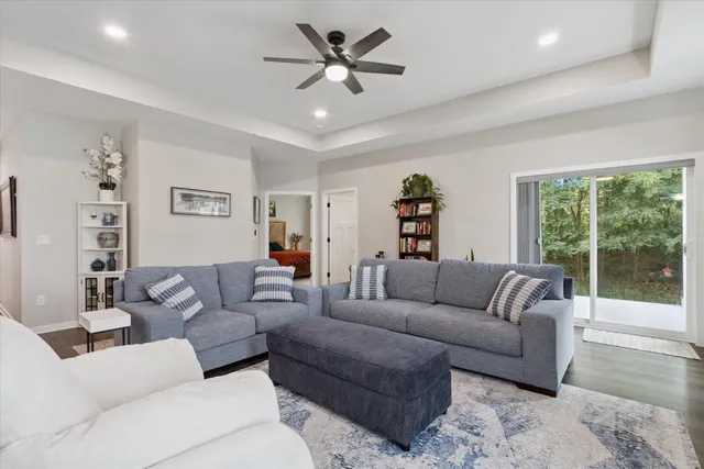 $379,900 | 3811 Tanglewood Place, Janesville, WI 53546