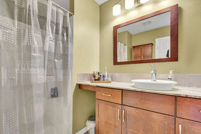 279 Spring Valley Way Round Lake, IL 60073 - Photo 24 of 44