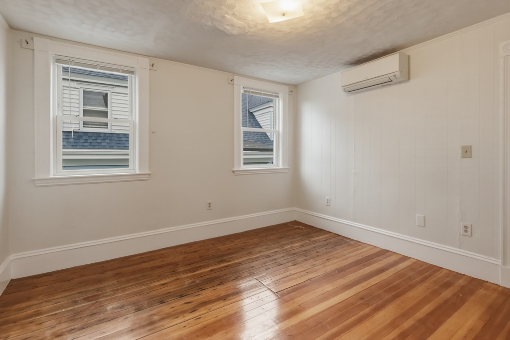 14 Magnolia Square, Unit 3 Boston, MA 02125 - Photo 4 of 20