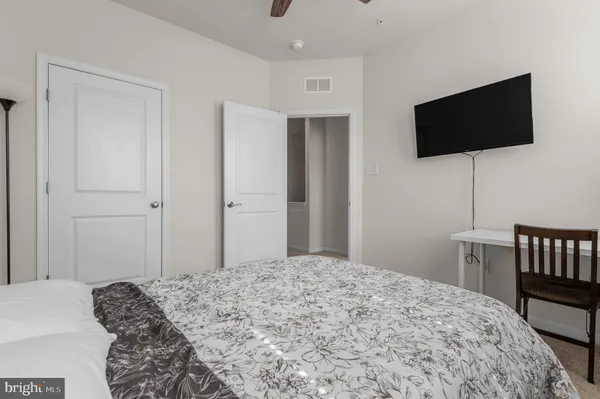$3,300 | 1010 Tuscany Lane, Severn, MD 21144