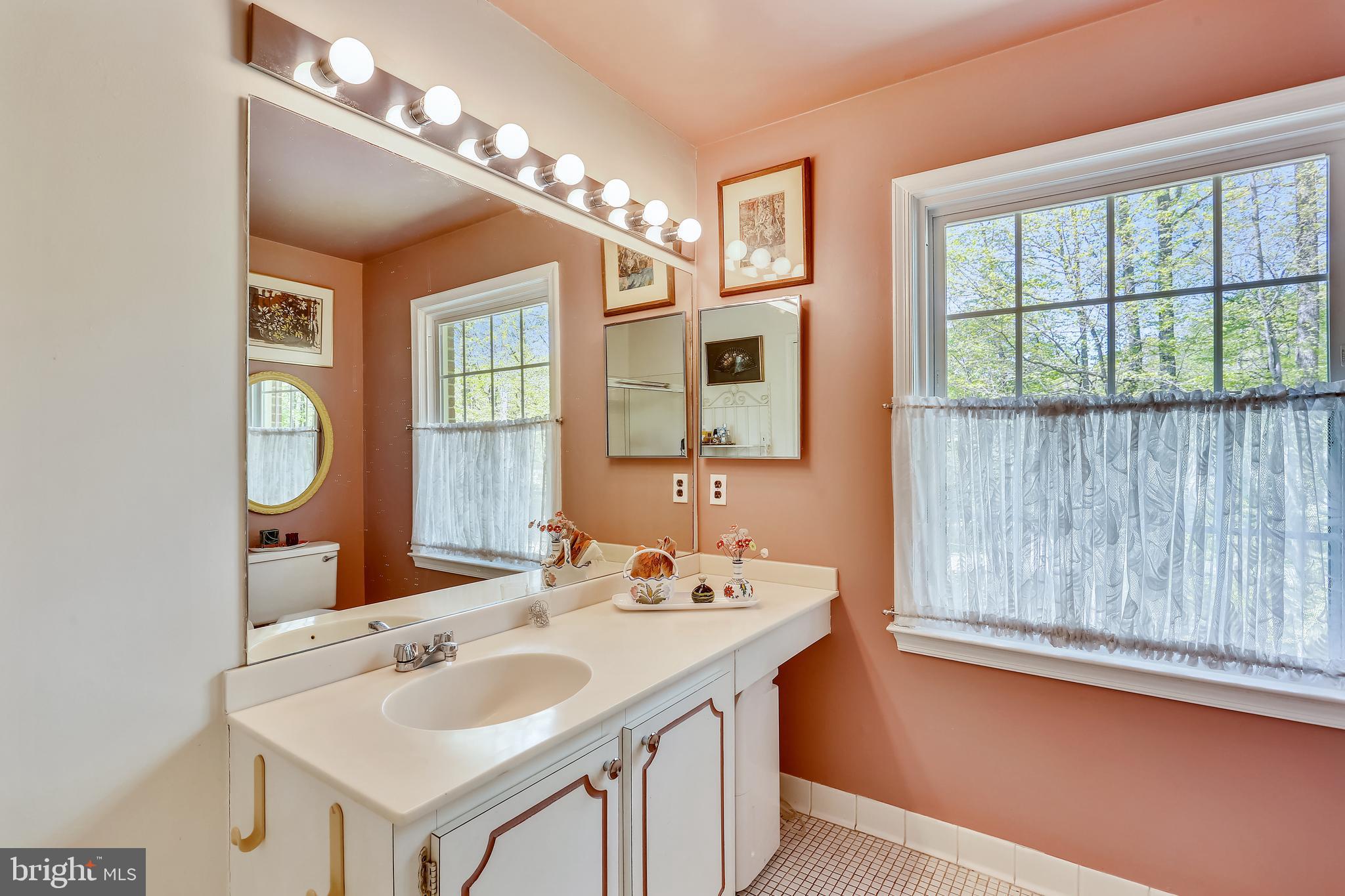 10104 Logan Drive Potomac, MD 20854 - Photo 29 of 59