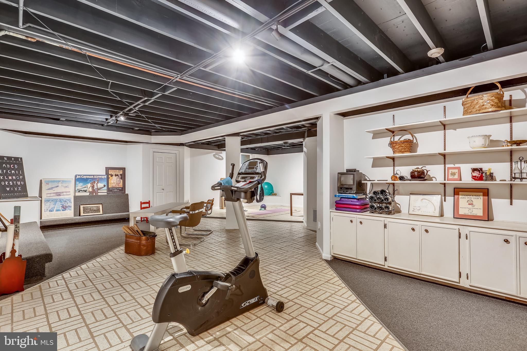 10104 Logan Drive Potomac, MD 20854 - Photo 35 of 59