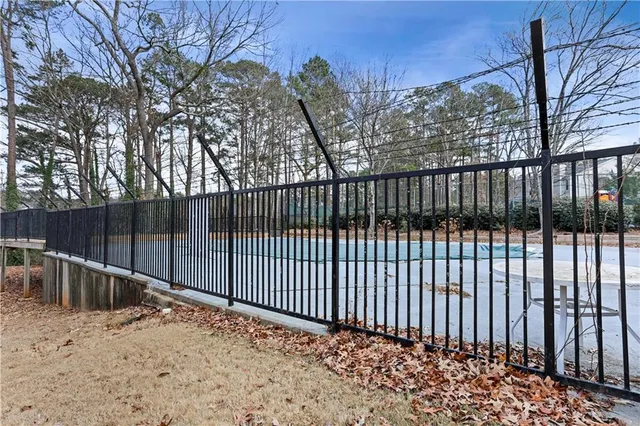 $111,000 | 671 Windchase Lane, Stone Mountain, GA 30083