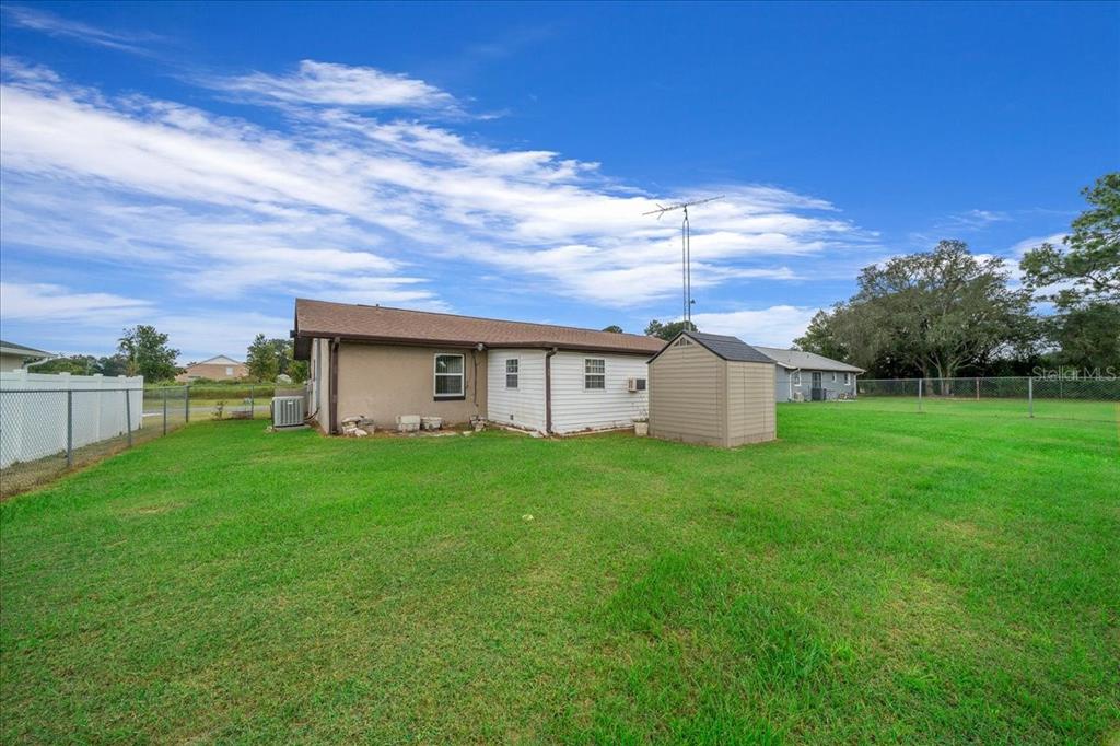 4870 Southwest 147 Loop Ocala, FL 34473 - Photo 17 of 62 Gallery Image 17