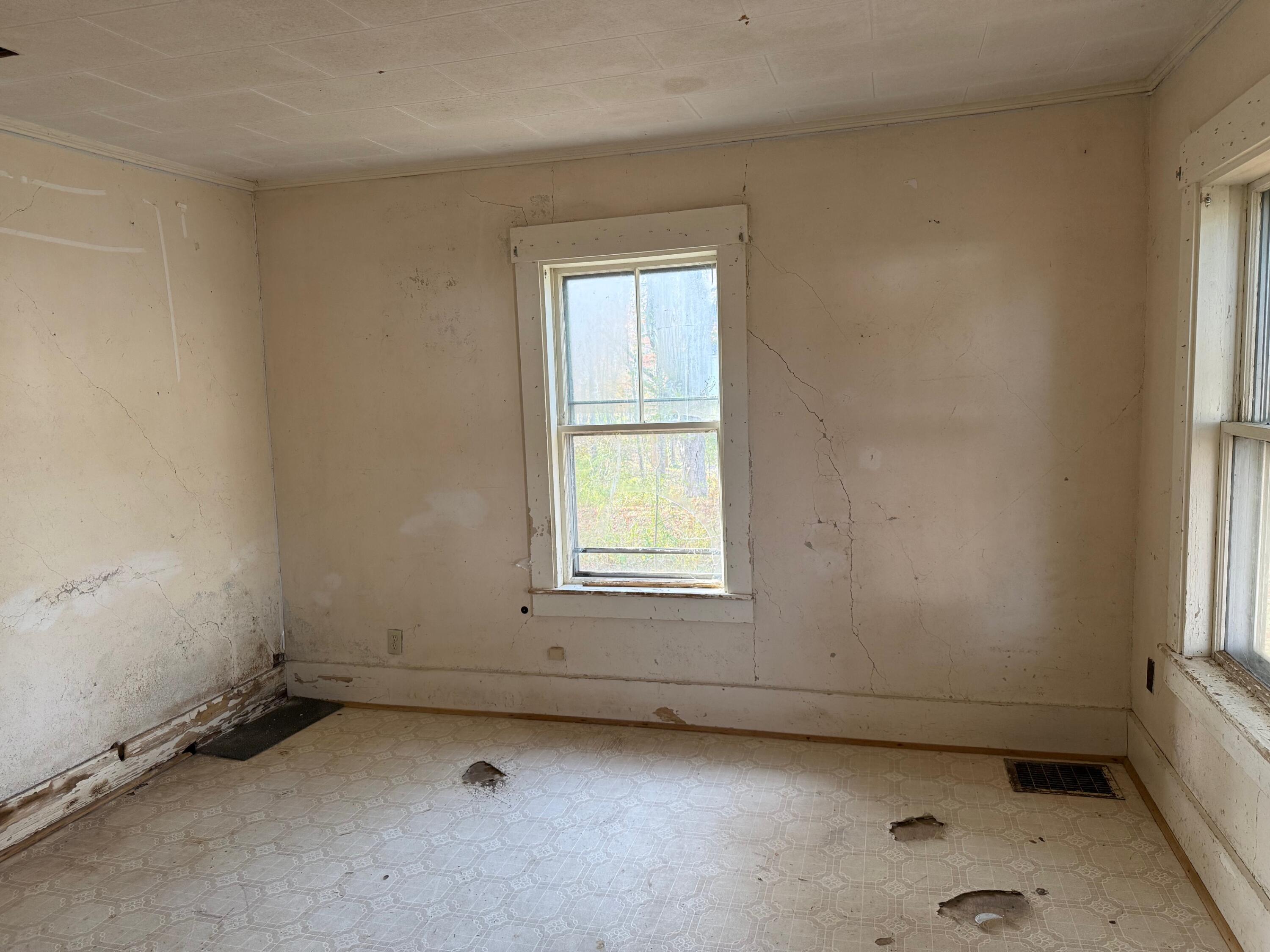 41 Old Union Road Washington, ME 04574 - Photo 3 of 21 IMG_8344