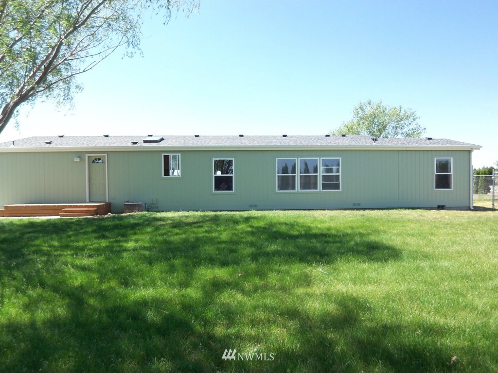 7919 Rd D.5 Northeast Moses Lake, WA 98837 - Photo 7 of 10 Gallery Image 7