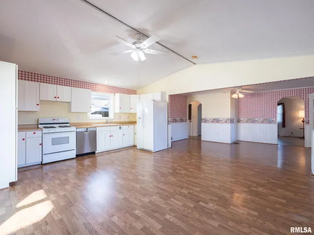 $129,900 | 1410 North Capitol Street, Pekin, IL 61554