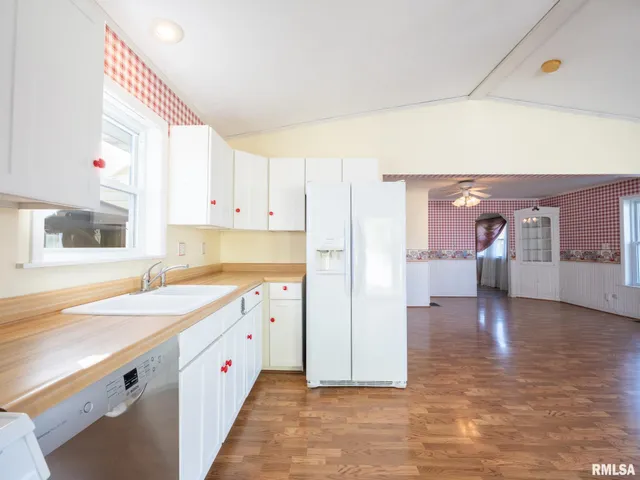 $129,900 | 1410 North Capitol Street, Pekin, IL 61554