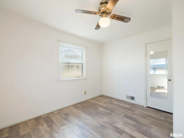 $129,900 | 1410 North Capitol Street, Pekin, IL 61554