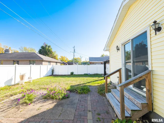 $129,900 | 1410 North Capitol Street, Pekin, IL 61554