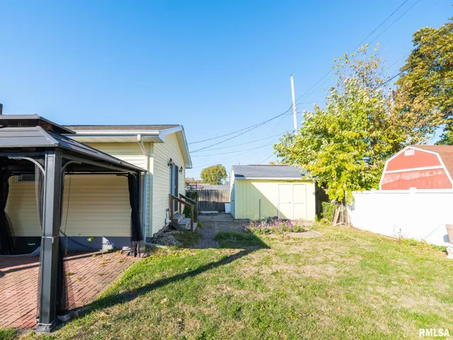 $129,900 | 1410 North Capitol Street, Pekin, IL 61554