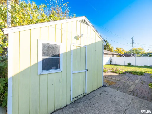 $129,900 | 1410 North Capitol Street, Pekin, IL 61554