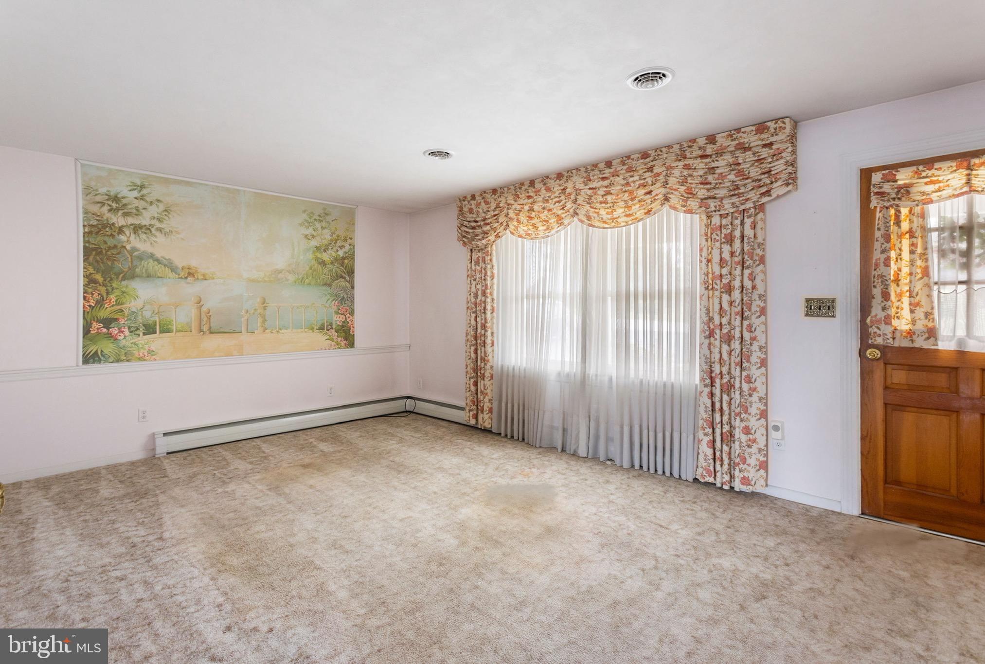 35 Hillside Road Hanover, PA 17331 - Photo 3 of 27 Gallery Image 3