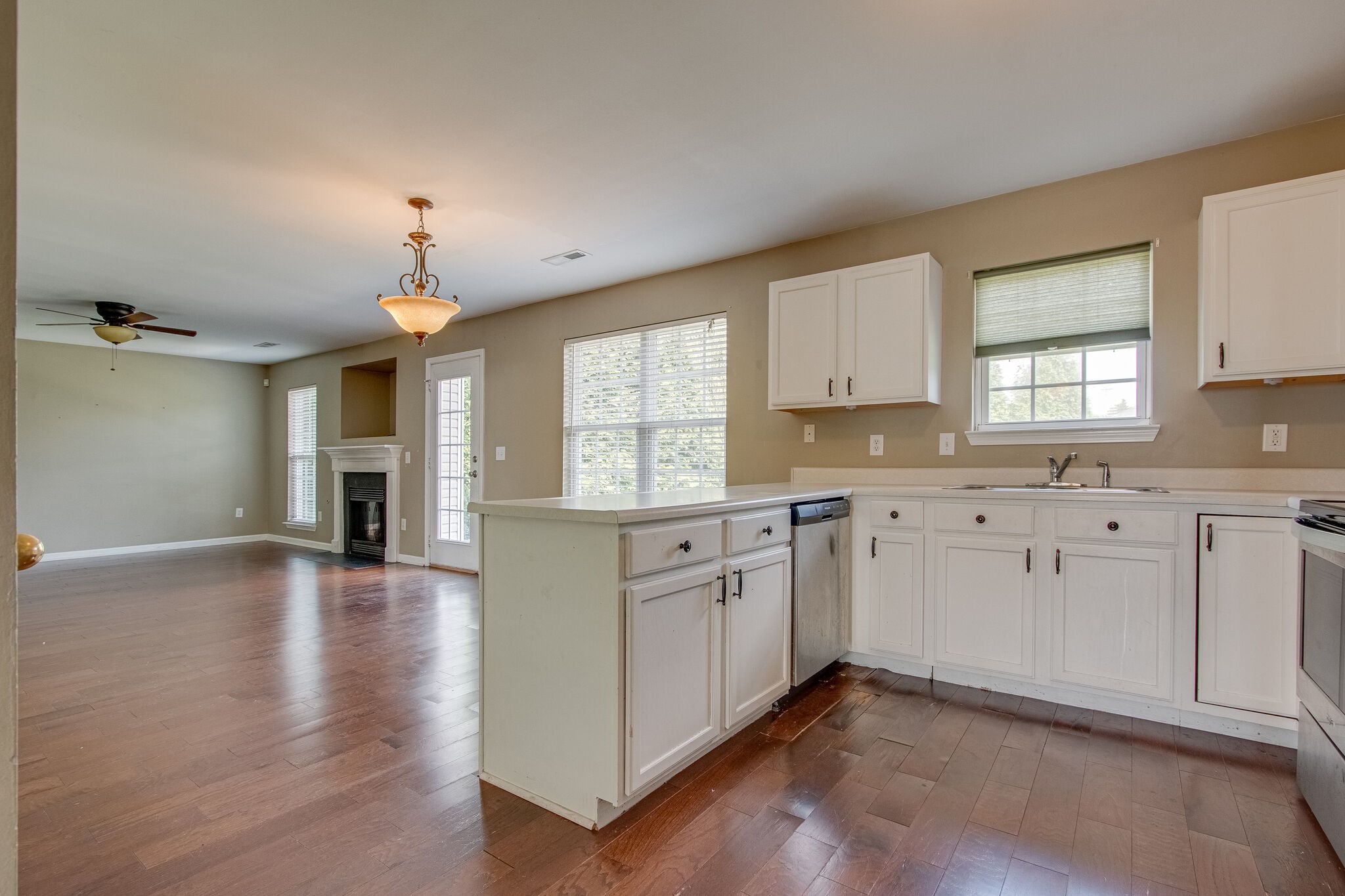 1601 Harrison Way Spring Hill, TN 37174 - Photo 13 of 32 Gallery Image 13