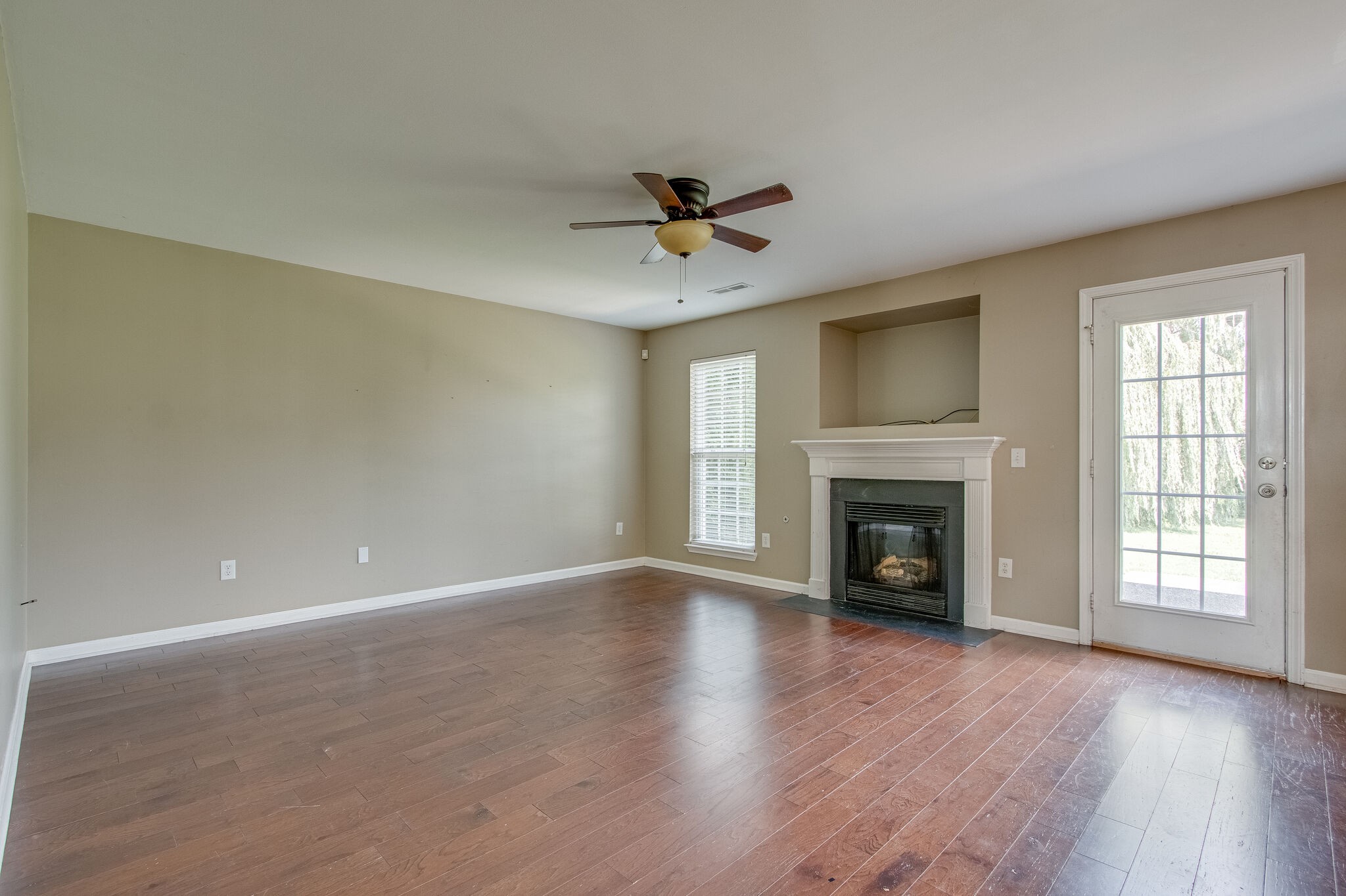1601 Harrison Way Spring Hill, TN 37174 - Photo 6 of 32 Gallery Image 6