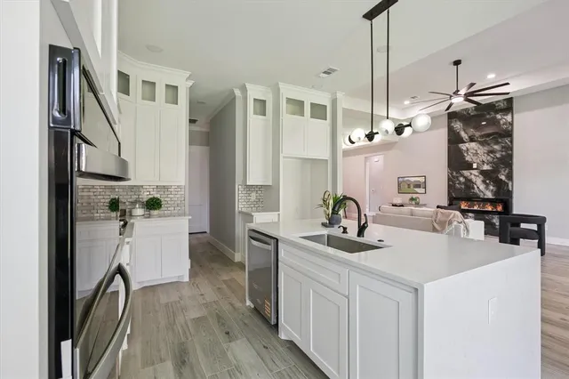 $549,900 | 707 Ross Trail, Arlington, TX 76012