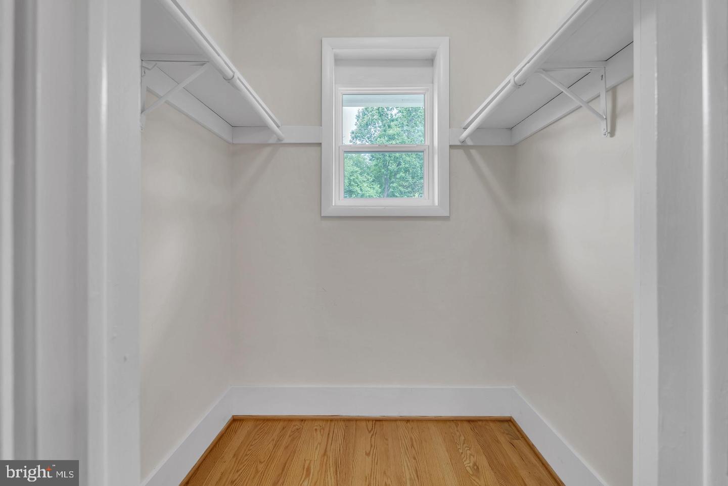 10911 Chandler Road Potomac, MD 20854 - Photo 31 of 58 walk in closet