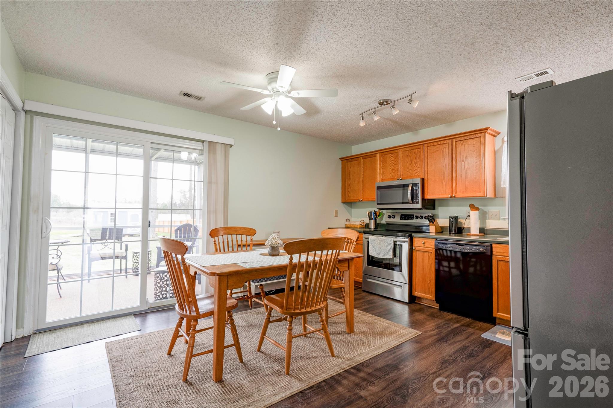 113 Charcoal Road Cherryville, NC 28021 - Photo 8 of 34