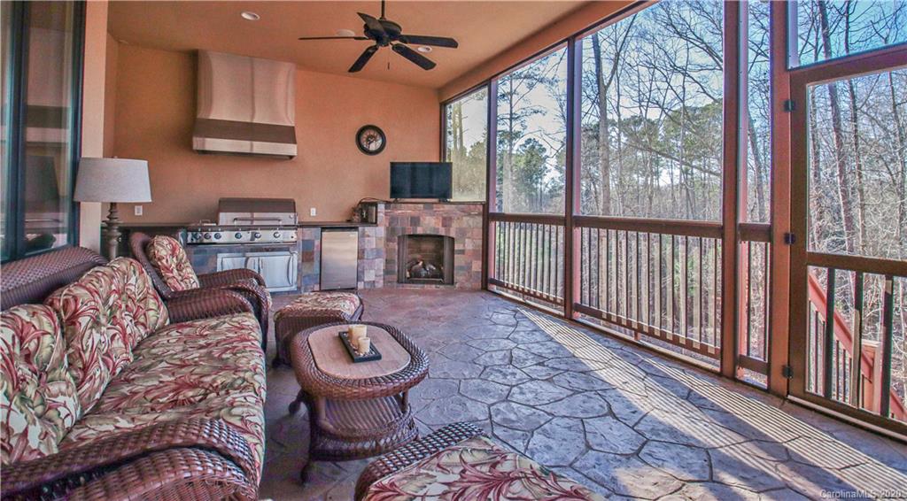 902 Harvest Pointe Drive Fort Mill, SC 29708 - Photo 44 of 47 Gallery Image 44