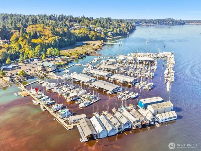 $70,000 | 2100 West Bay Drive Northwest, Unit 8, Olympia, WA 98502