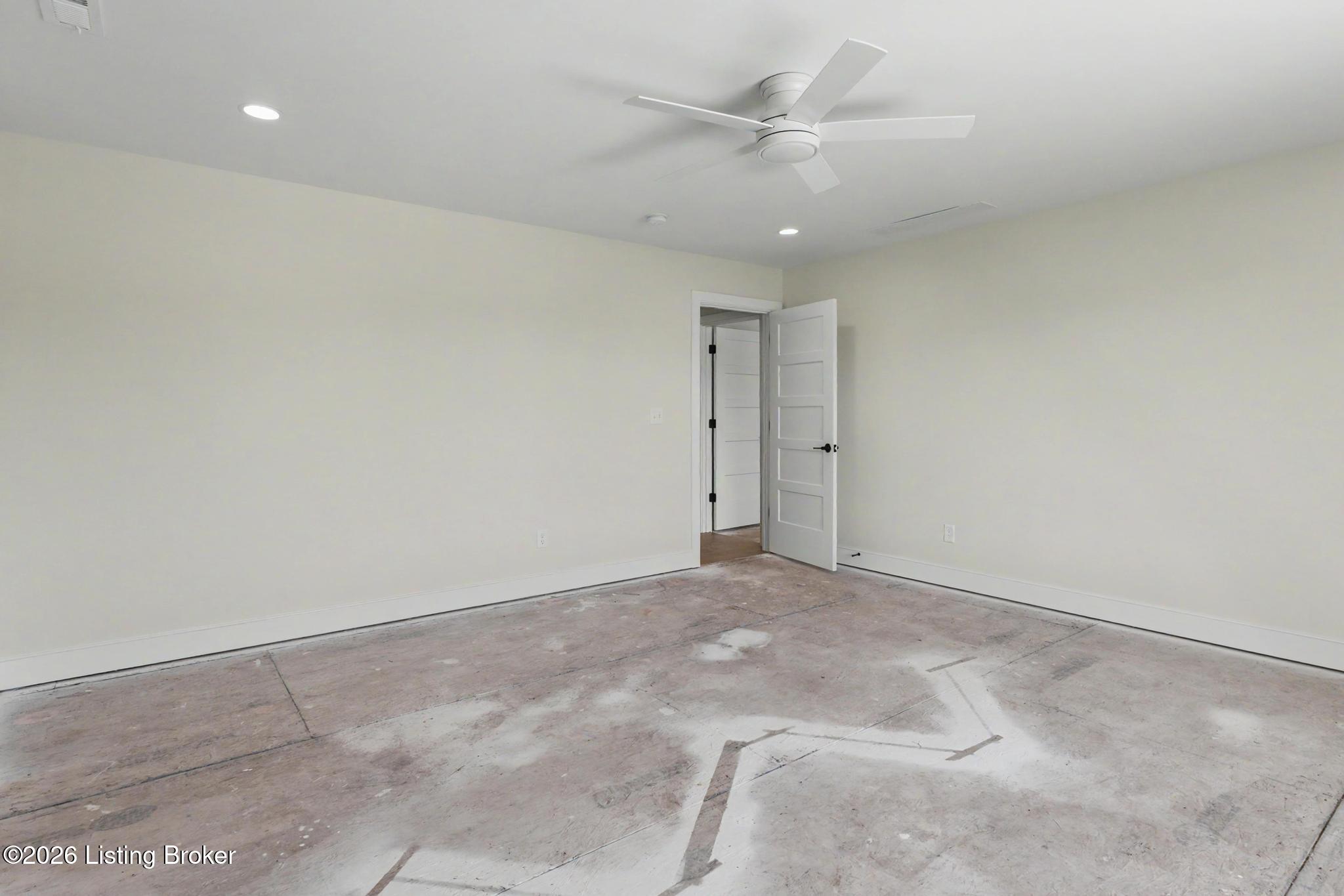 4000 Paramont Commons Boulevard Prospect, KY 40059 - Photo 41 of 60 Bedroom 6